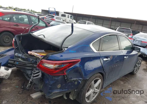 2018 Nissan Altima 2.5 Sr из США, поврежденный, VIN 1N4AL3AP9JC104999